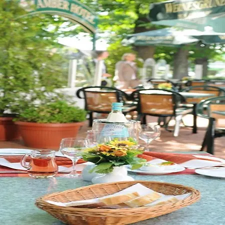 Plaza Ξενοδοχείο 4*