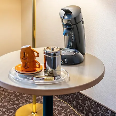 Hotel Plaza 4*