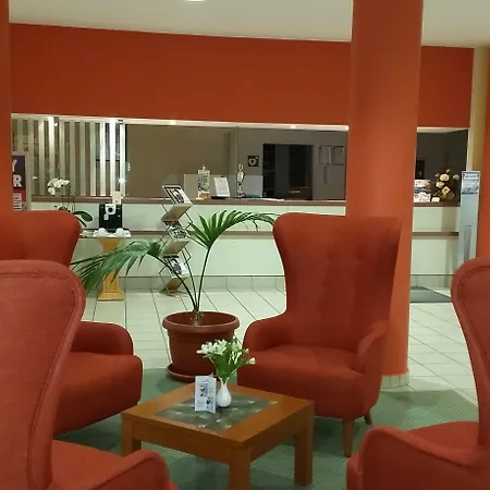 Plaza 4* קמניץ