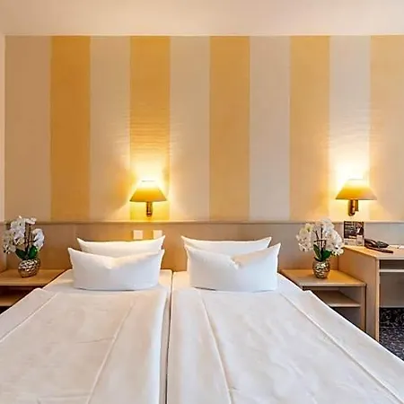 Plaza Hotel