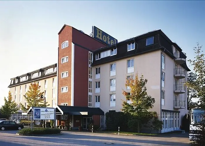 Hotel Plaza 4*